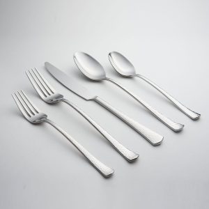 Reagan Hammered 20-Piece Flatware Set
