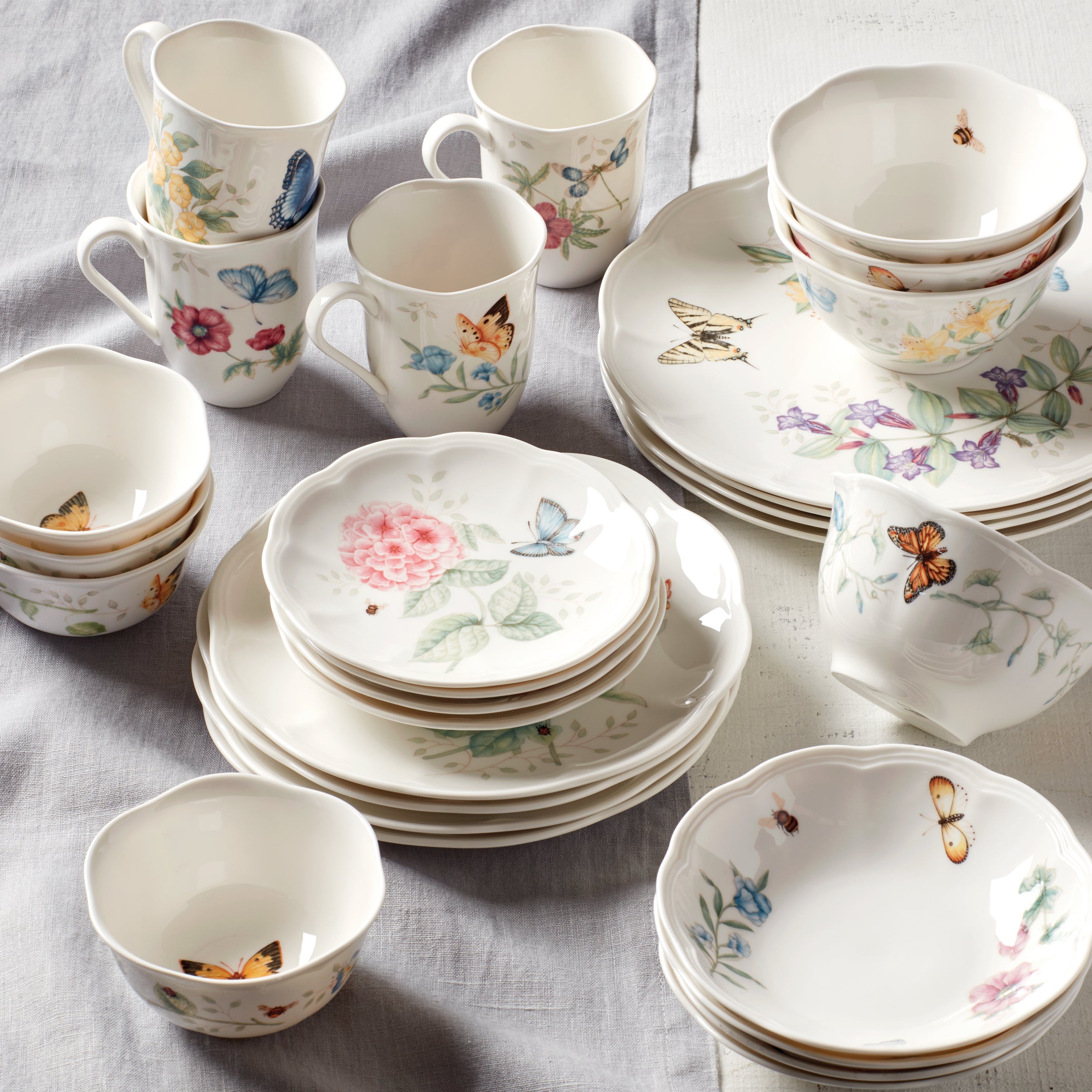 Butterfly Meadow 28-Piece Dinnerware Set - Image 13