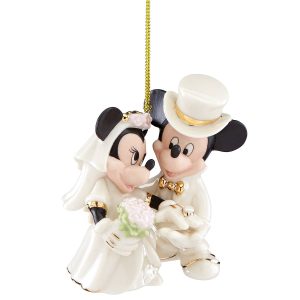 Minnie's Dream Wedding Ornament