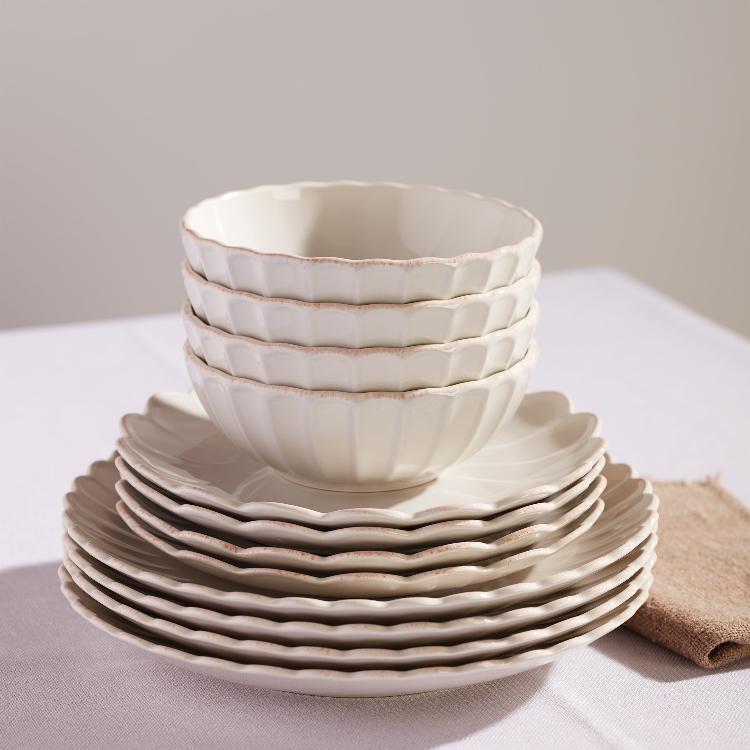 French Perle Scallop White All-Purpose Bowls, Set of 4 - Image 3