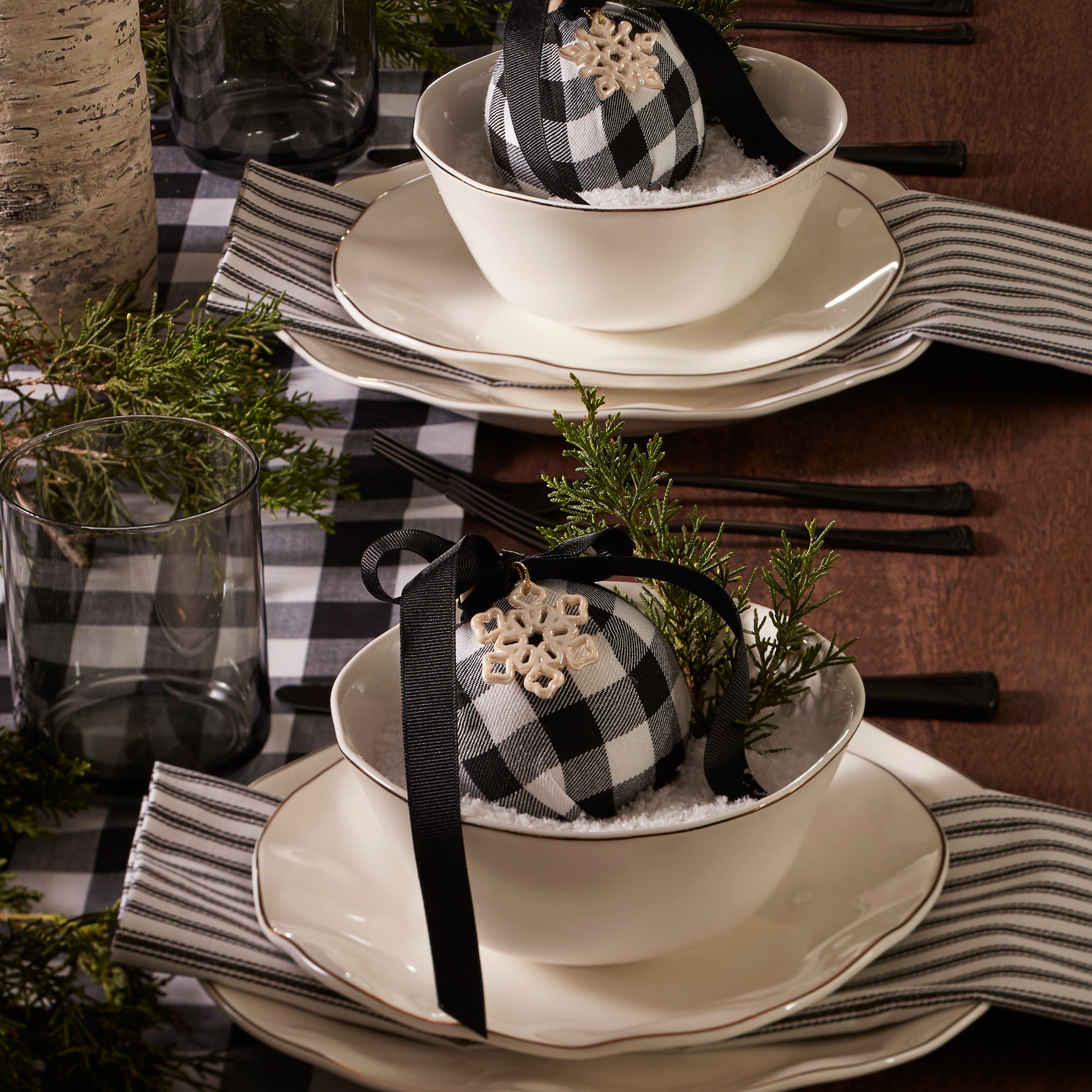 Blue Bay White 24-Piece Dinnerware Set - Image 4