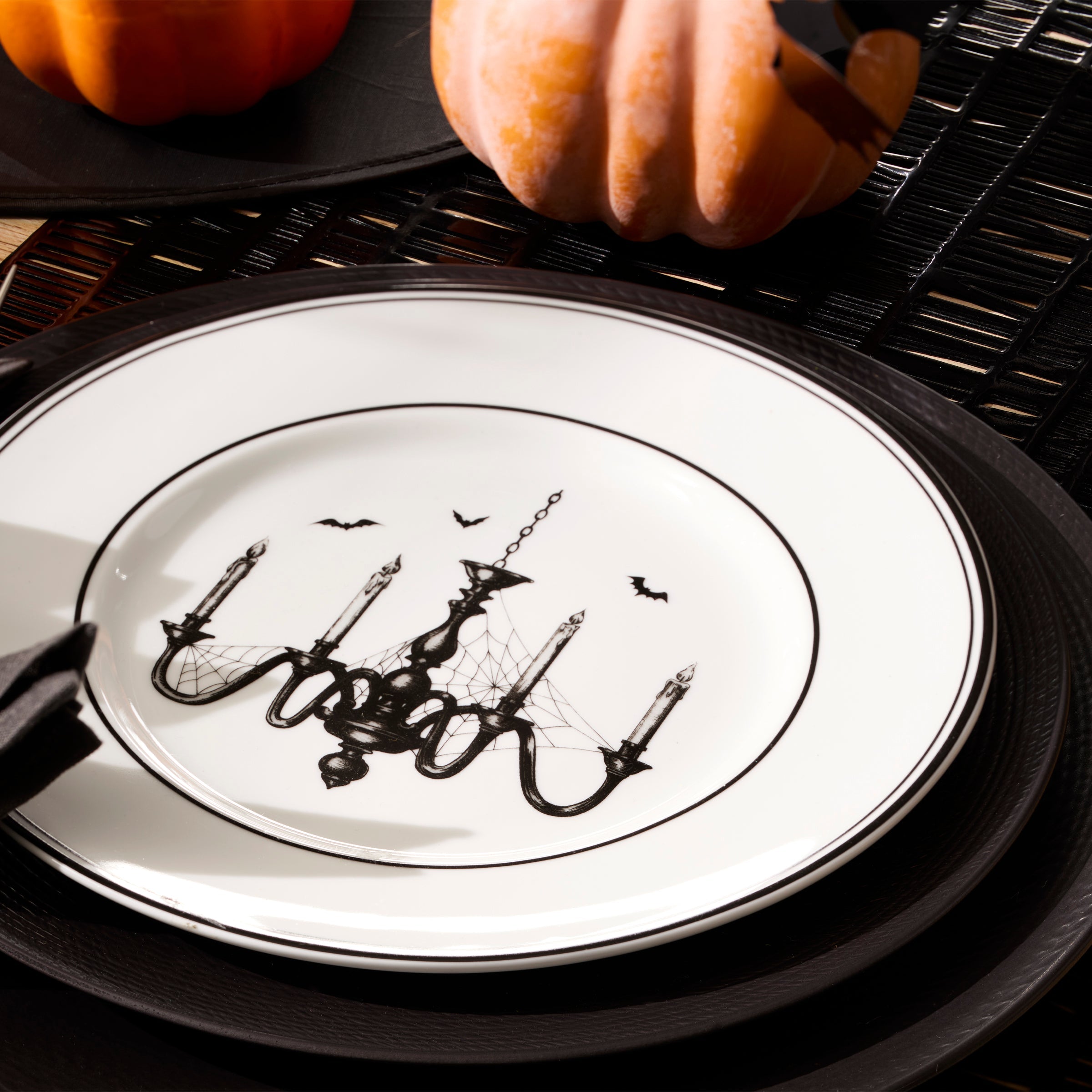 Vintage Halloween Dessert Plates, Set of 4 - Image 12