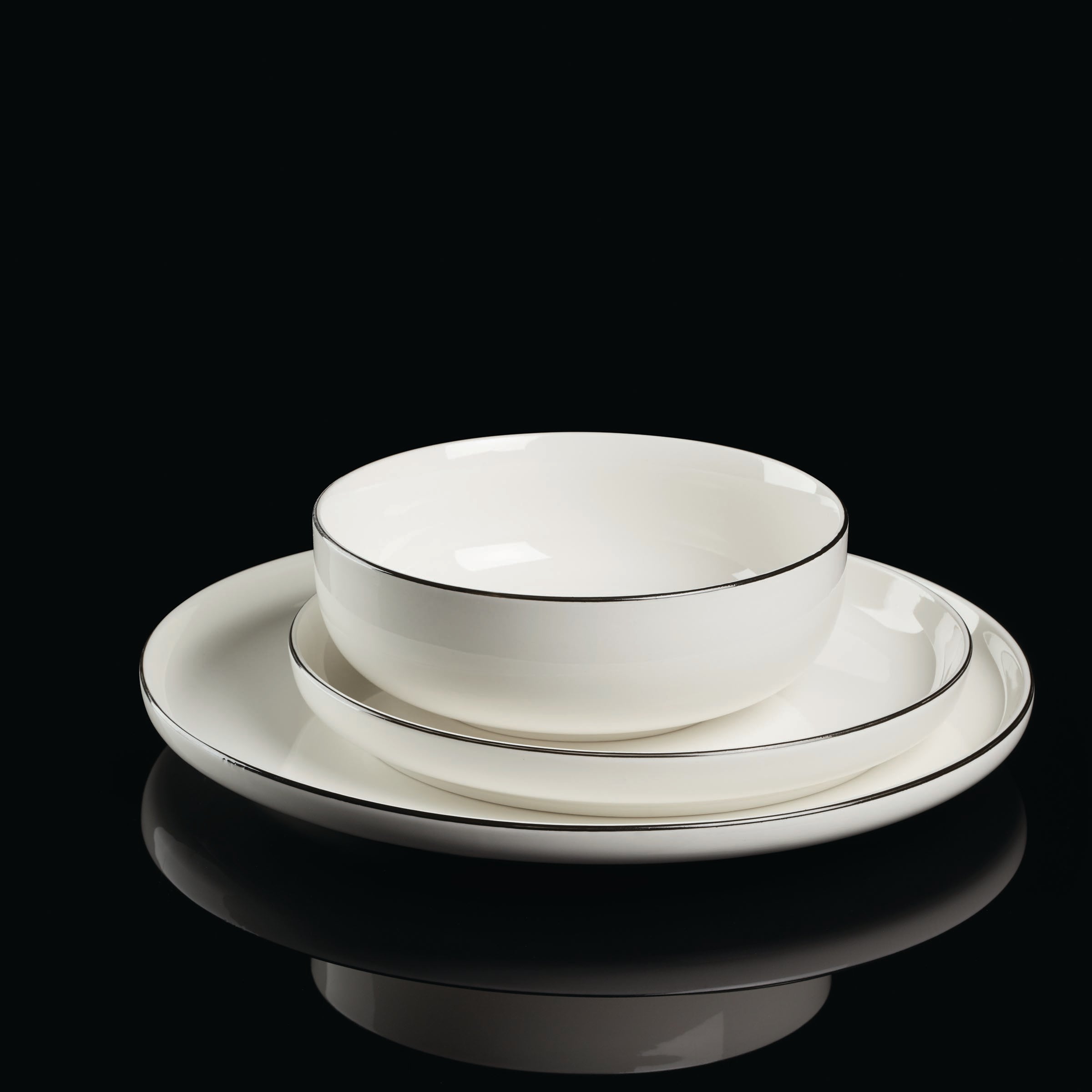 24 Seven Black Rim 12-Piece Dinnerware Set - Image 4