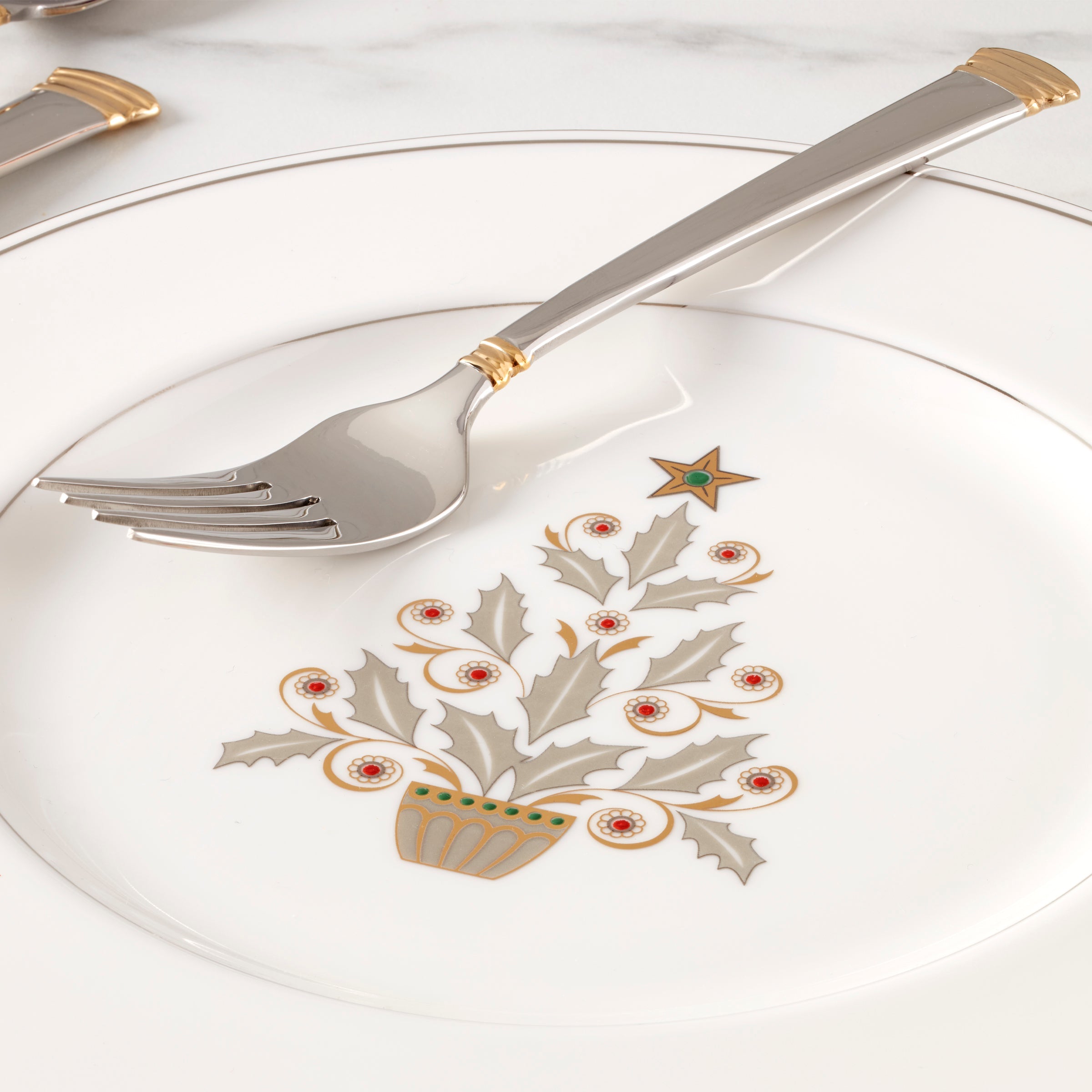 Federal Platinum Tree Accent Plates, Set of 4 - Image 3