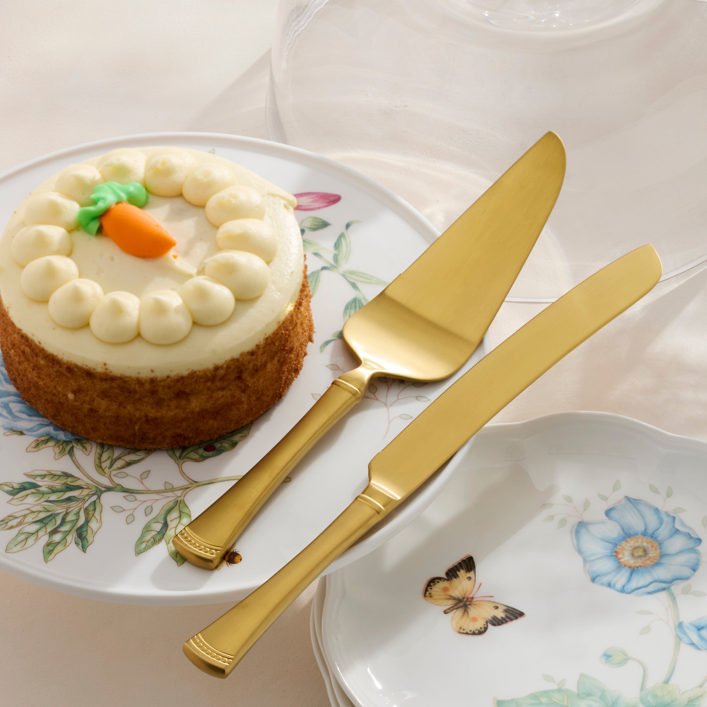 Portola Gold Satin 2-Piece Dessert Set - Image 2