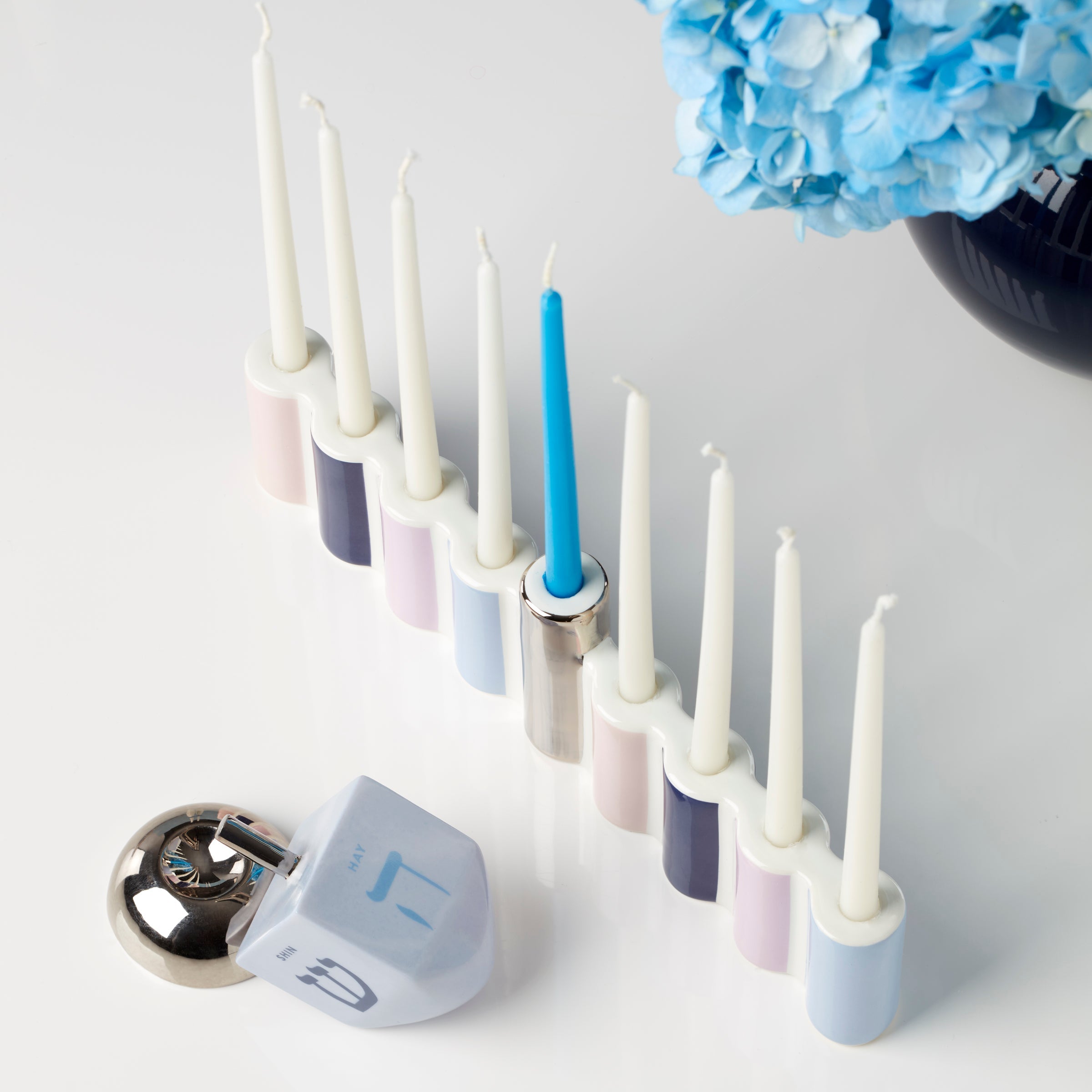 Oak Street Menorah - Image 4