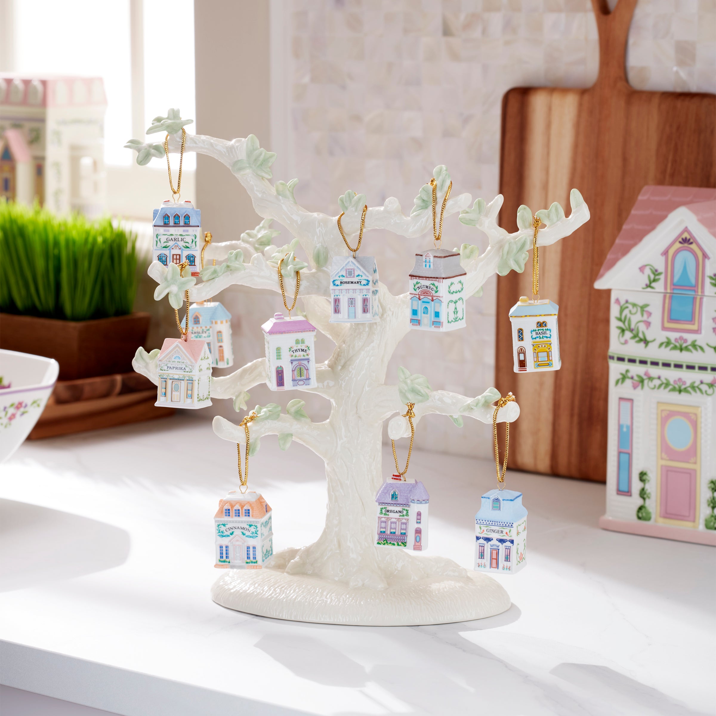 Lenox Spice Village 10-Piece Mini Ornament Set - Image 7