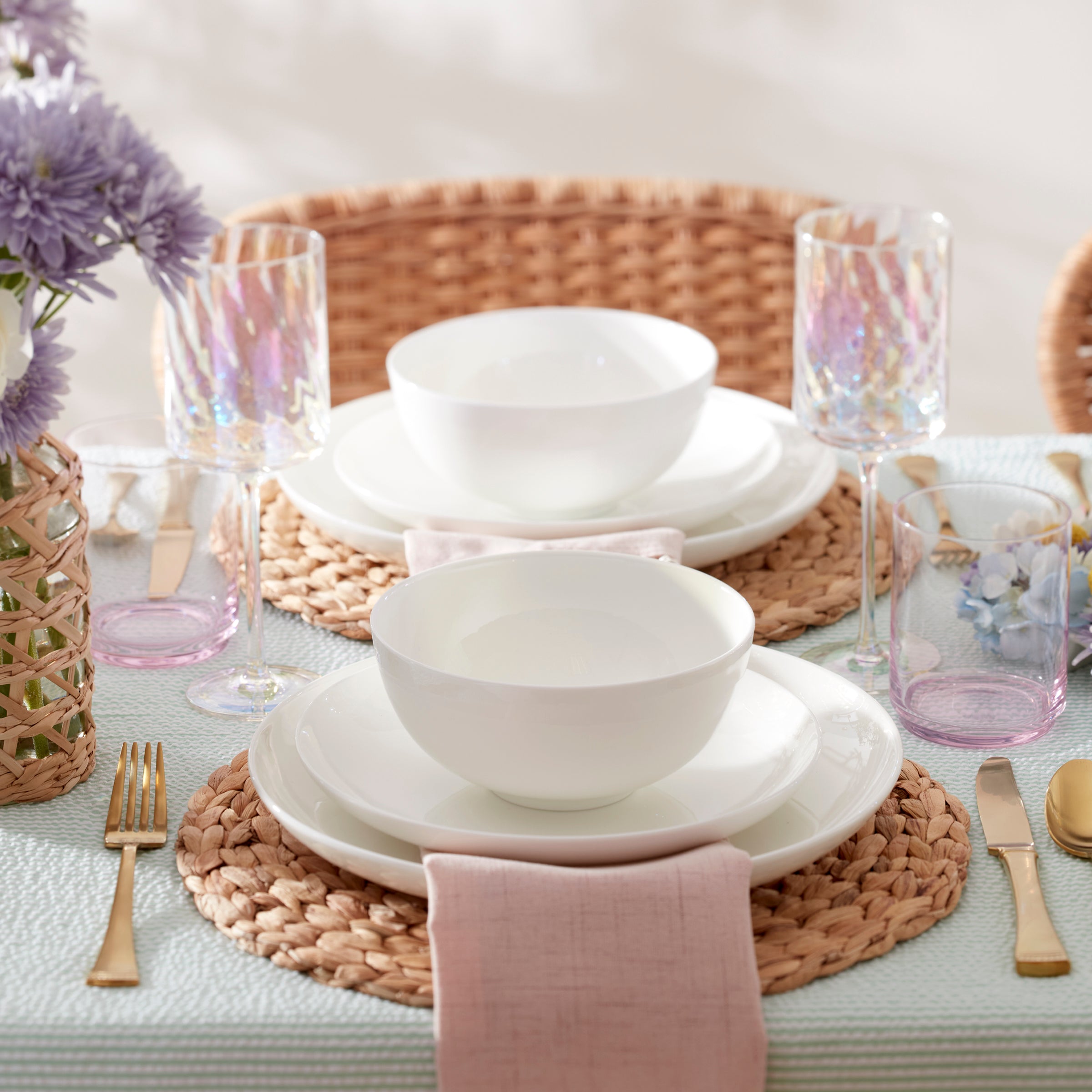 Studio 1414 Coupe 12-Piece Dinnerware Set - Image 13