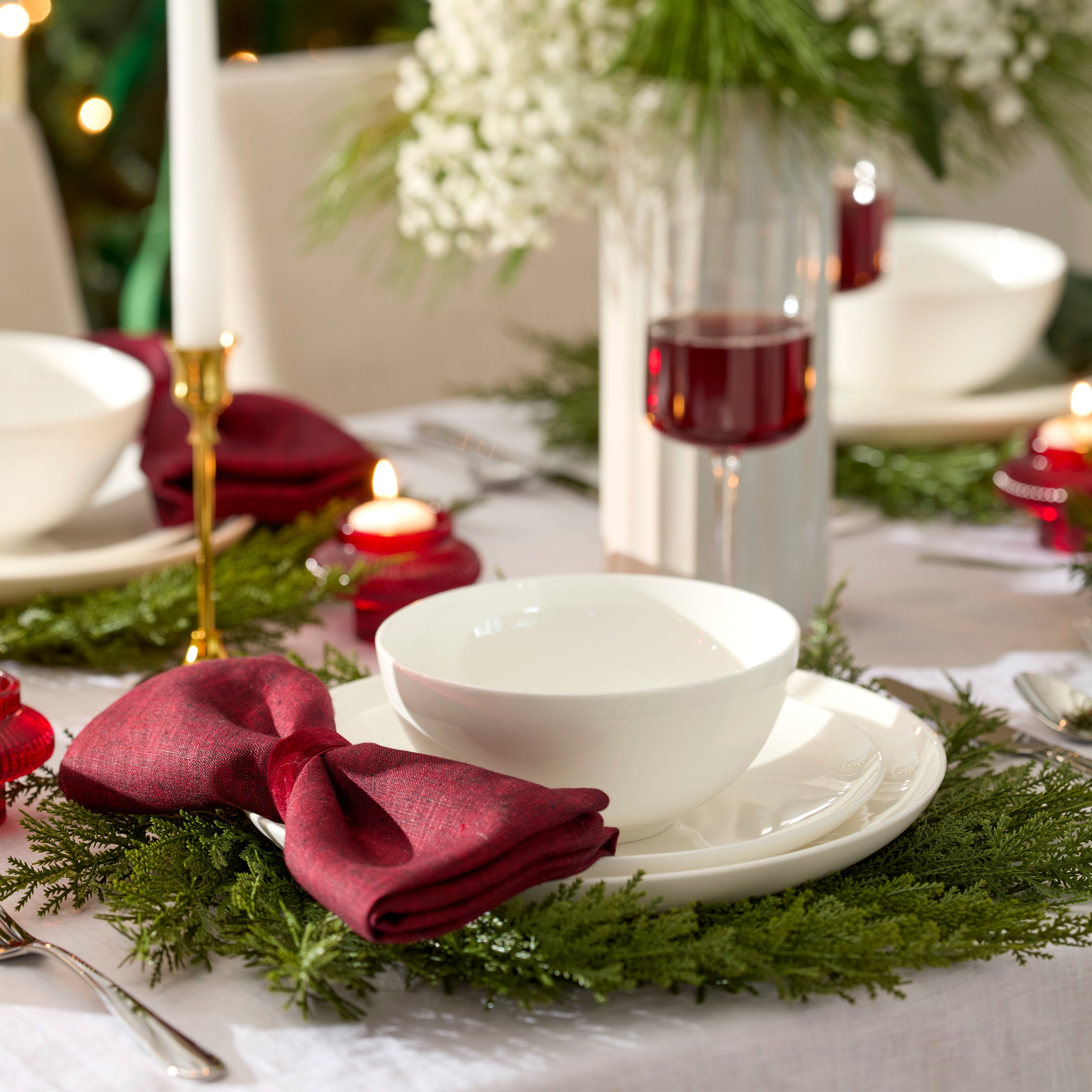 Studio 1414 Coupe 18-Piece Dinnerware Set - Image 7