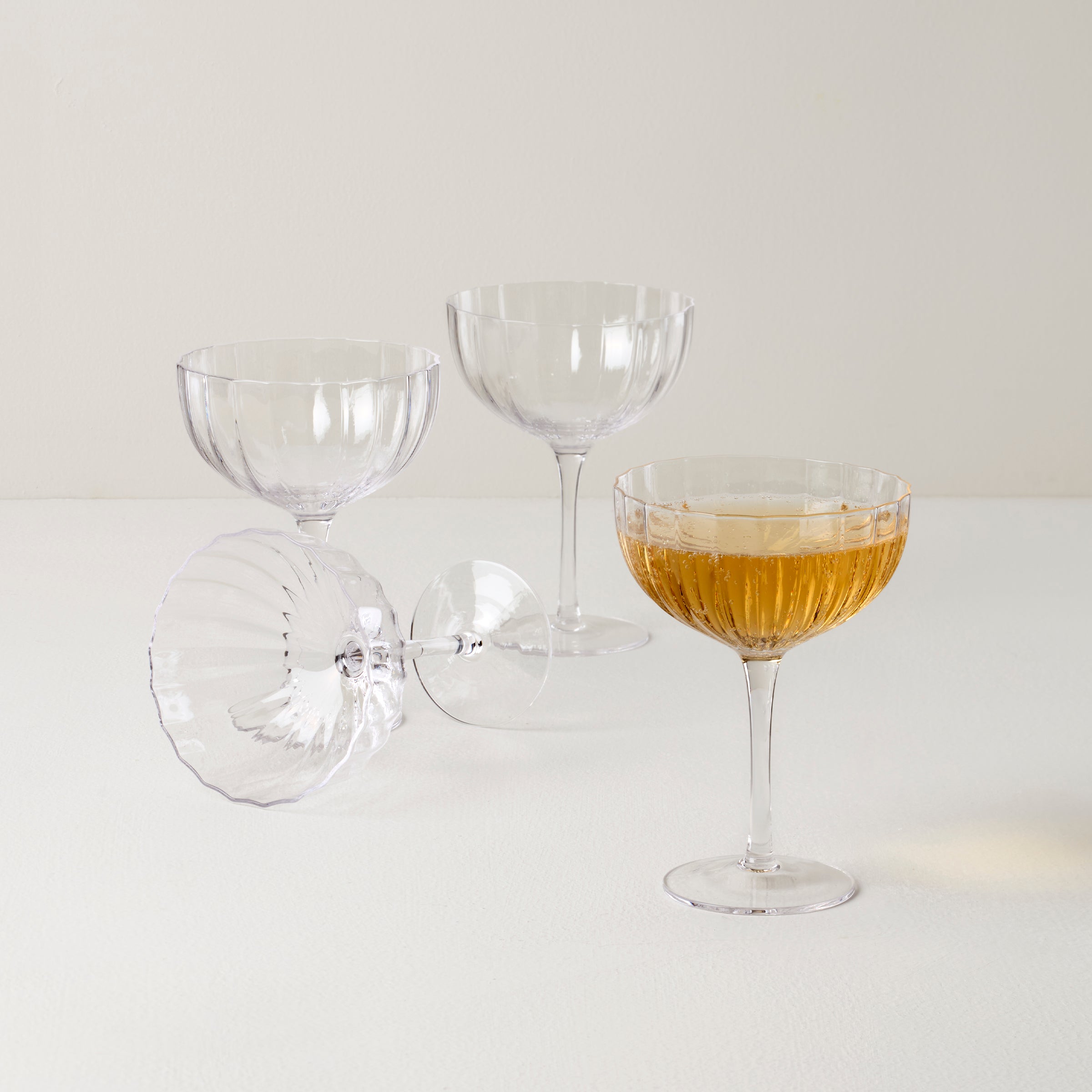 Curva Coupe Glasses, Set of 4 - Image 2