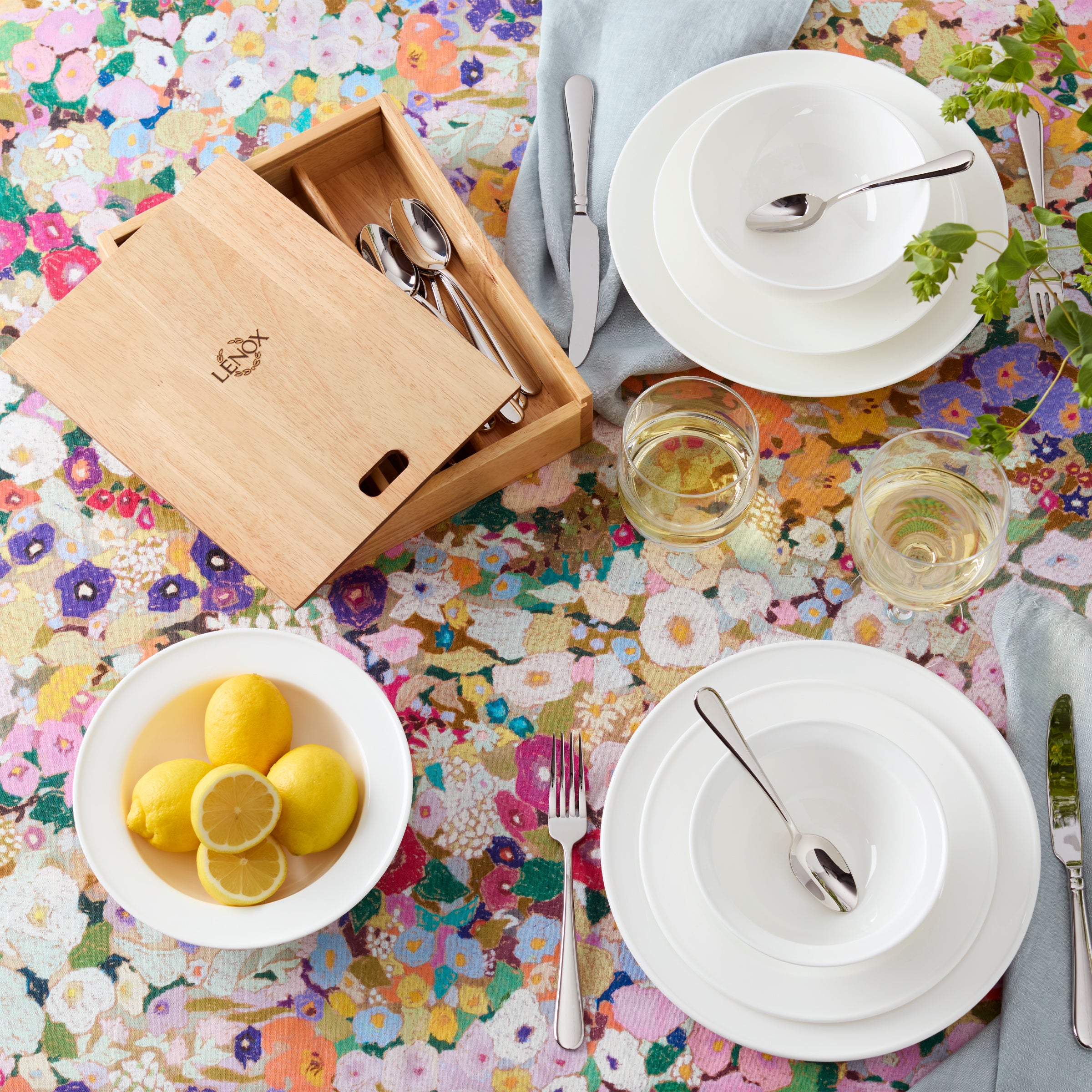 Studio 1414 24-Piece Flatware Set - Image 15